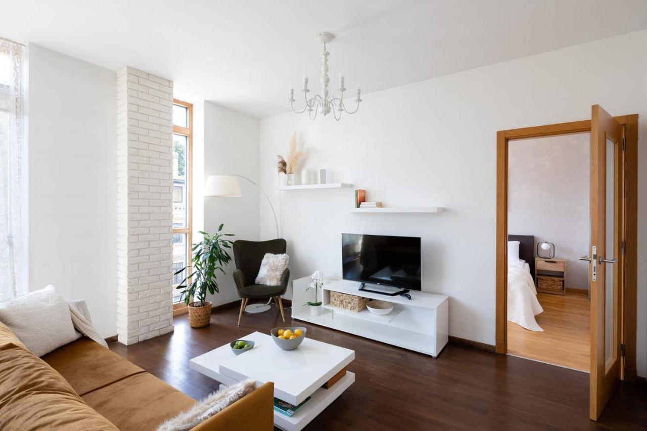 Ziedondarza Park One Bedroom Apartment With Balcony Riga Dış mekan fotoğraf
