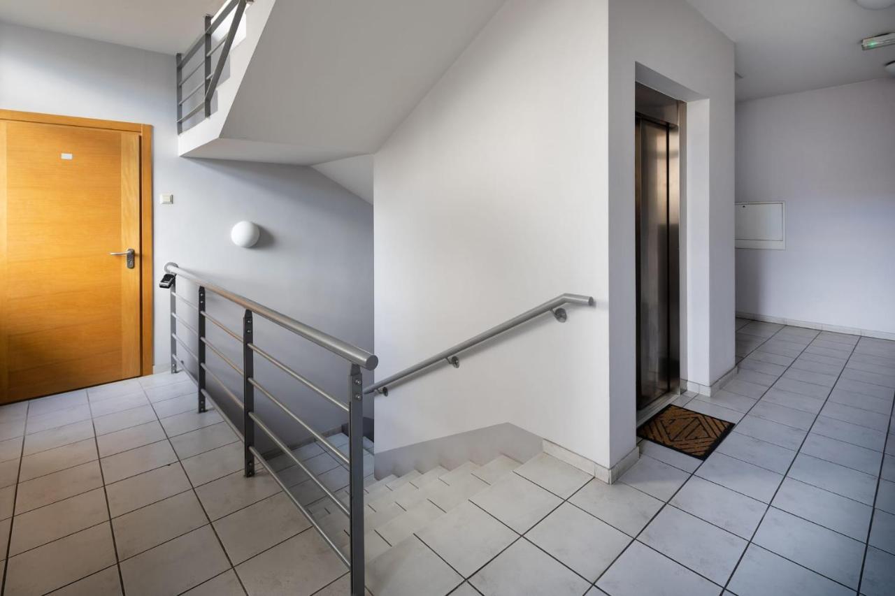 Ziedondarza Park One Bedroom Apartment With Balcony Riga Dış mekan fotoğraf