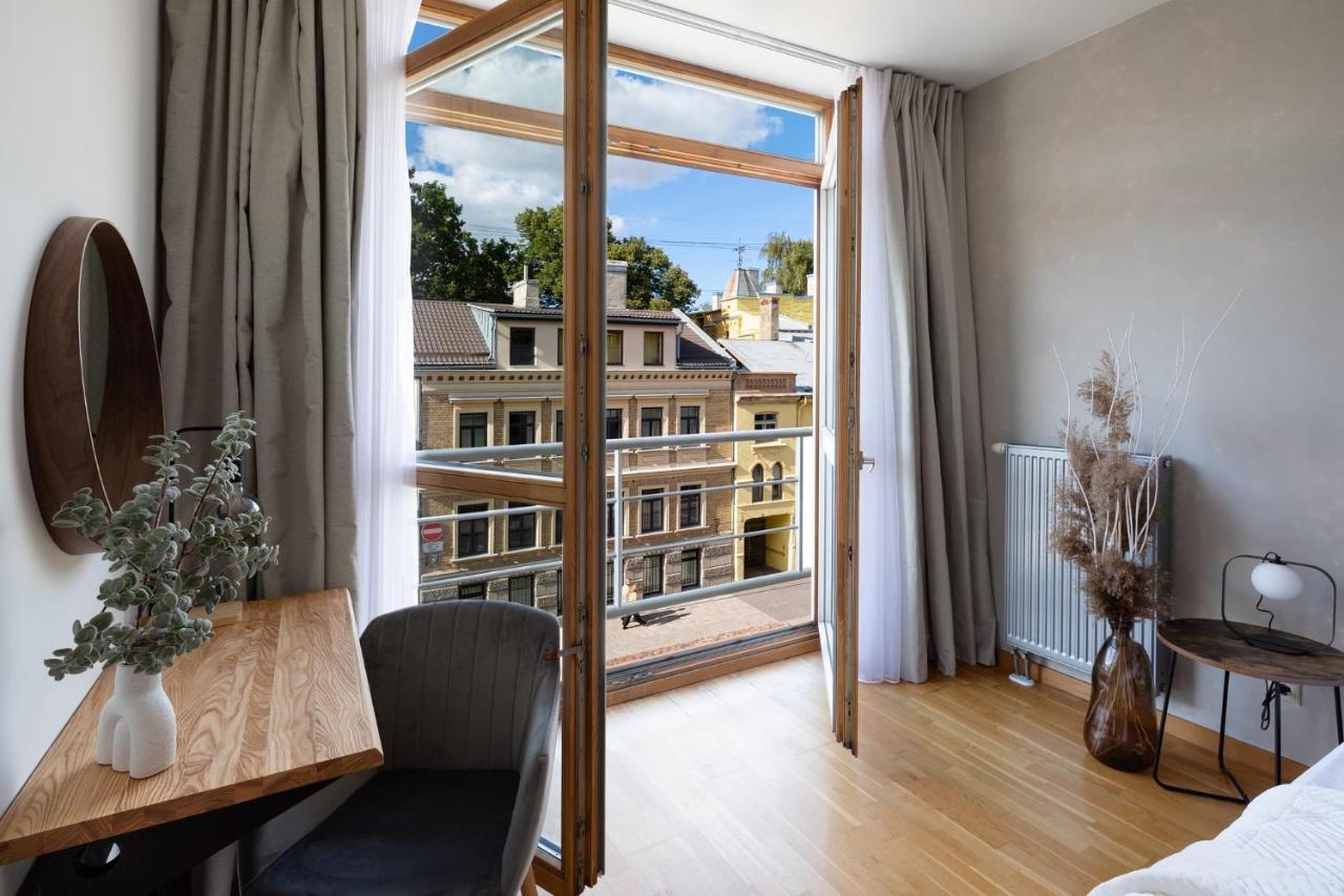 Ziedondarza Park One Bedroom Apartment With Balcony Riga Dış mekan fotoğraf